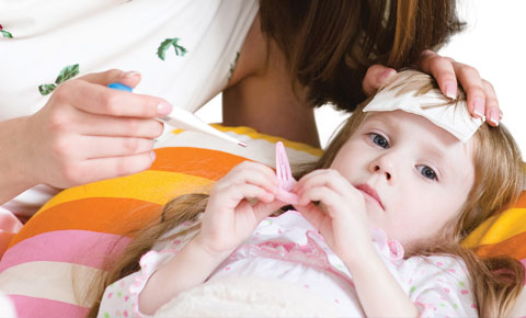Bí quyết hạ sốt cho trẻ cực kì hiệu quả tại nhà mẹ nên biết
