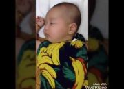 chăm sóc trẻ sơ sinh-em bé 2 tháng tuổi ngủ quá say/trẻ sơ sinh 2 tháng tuổi ngủ như thế nào