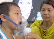 Tin Tức 24h : Nguy hại từ việc sử dụng nước muối sinh lý và máy xông mũi họng cho trẻ em